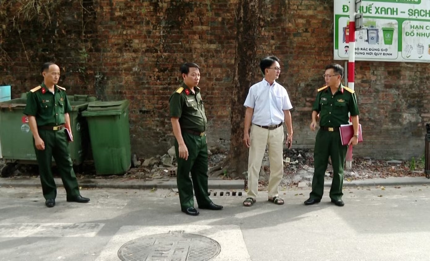 Xac minh thong tin mo tap the 15 liet si tai khu vuc kinh thanh Hue hinh anh