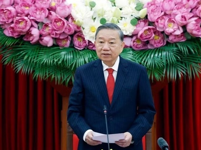 Tap trung nghien cuu nhung van de ly luan moi va cap bach hinh anh