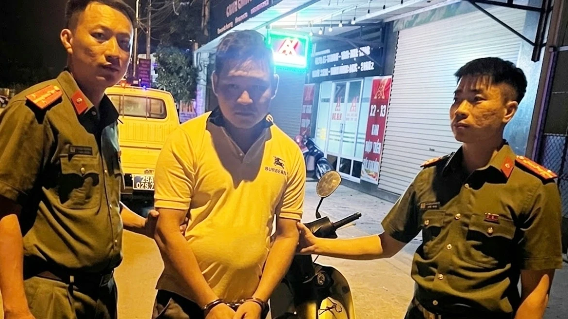 Tuan tra dem, bat doi tuong di xe may trom cap o Ha Noi hinh anh