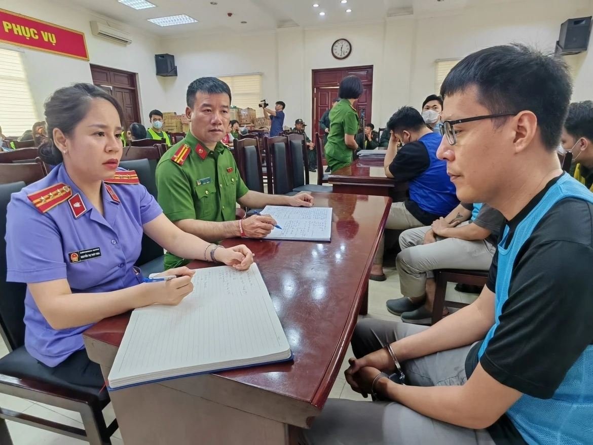 lua dao ky nghi anh 3