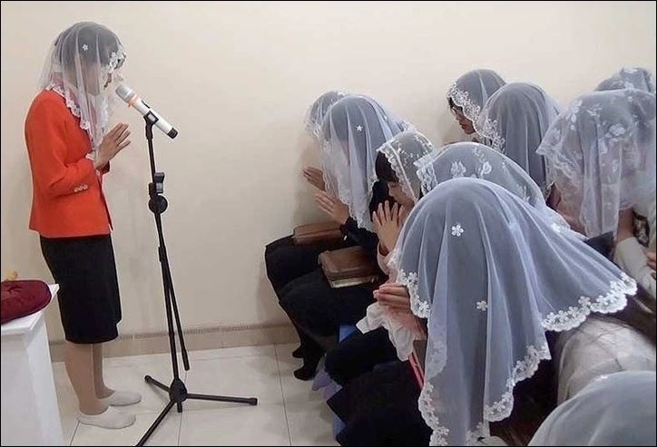 Cong an ho tro nguoi dan tim lai nguoi than bi loi keo sinh hoat dao trai phep hinh anh