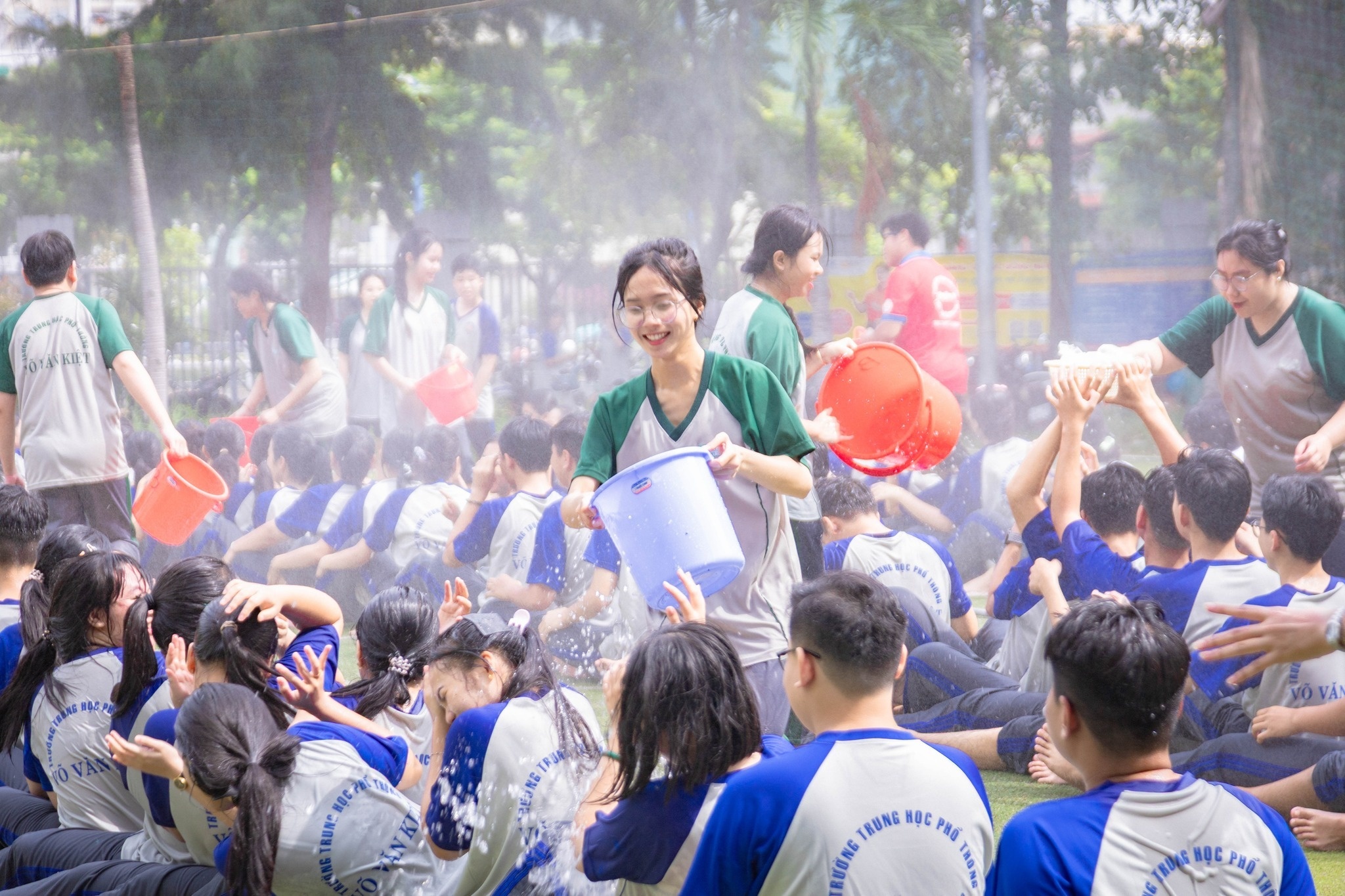 Hoi trai,  THPT,  TP.HCM anh 2