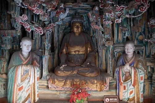 chua Huyen Khong anh 2