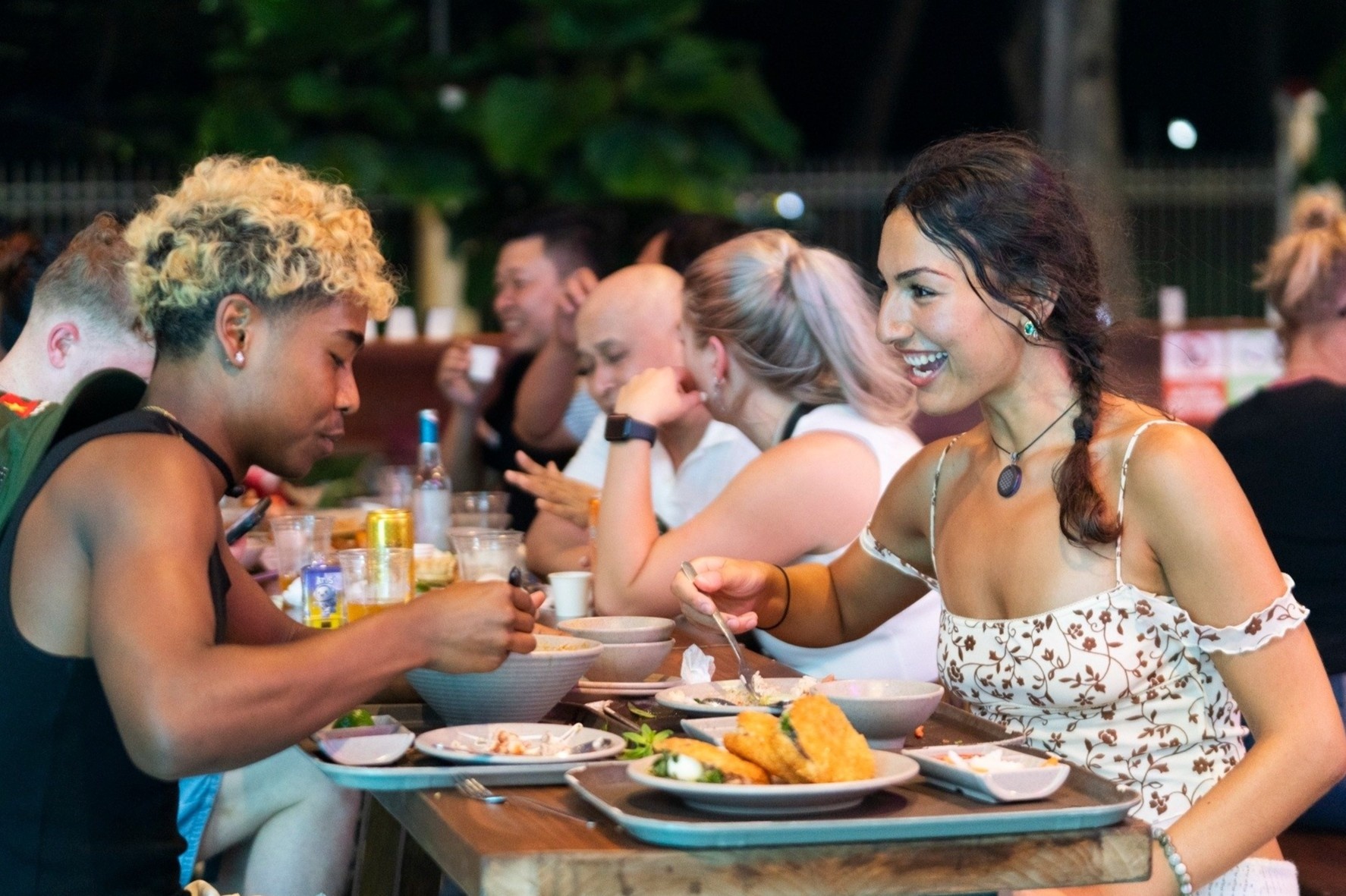 Nguoi dan nuoc nao thao tieng Anh nhat Dong Nam A? hinh anh