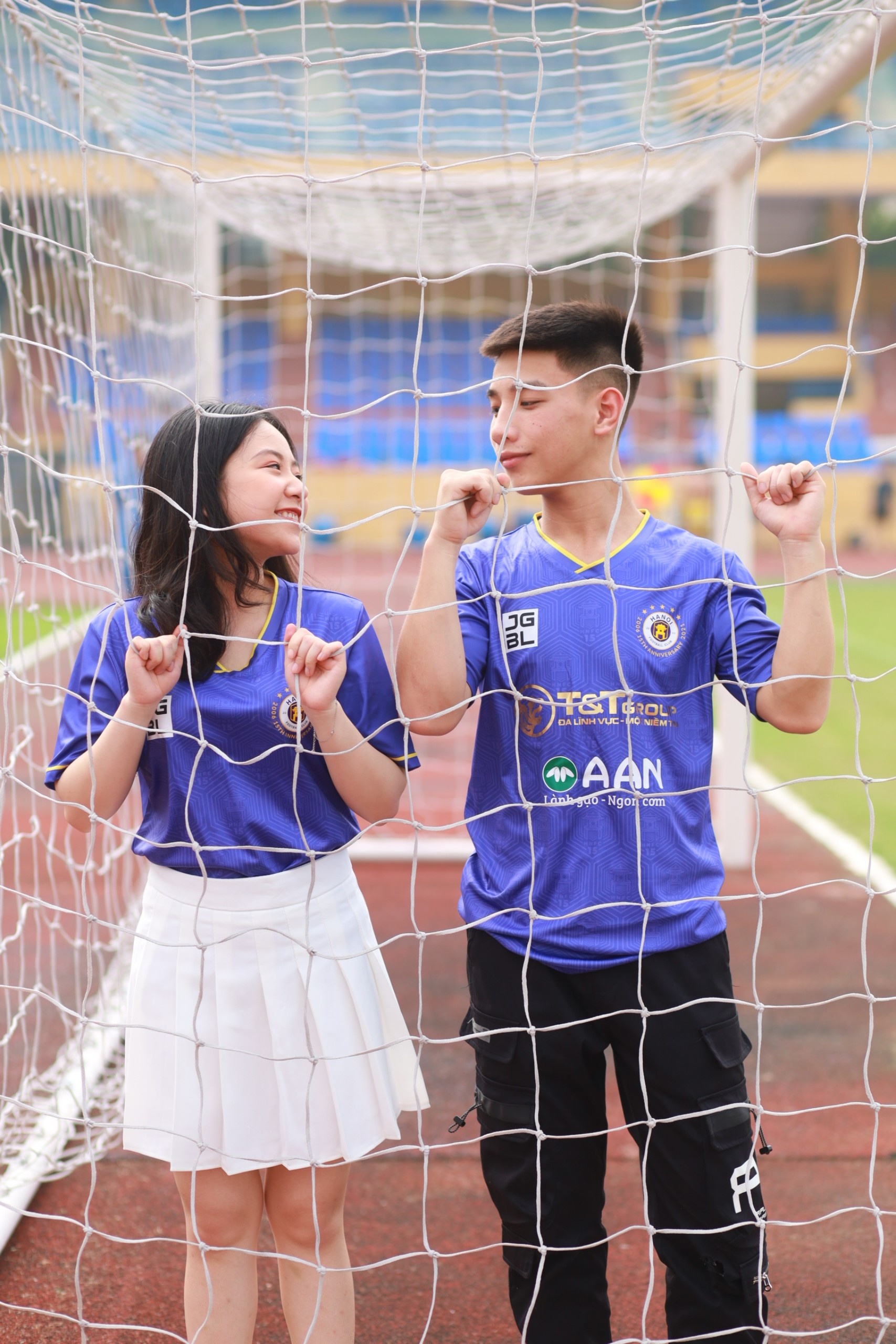 cầu hôn trên khán đài ảnh 3 cau hon tren khan dai anh 3