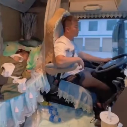 di lam cung con anh 1