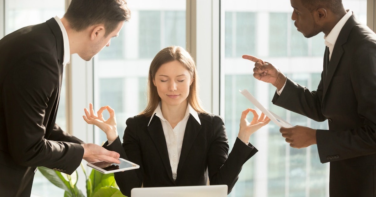 bat nat noi lam viec anh 3