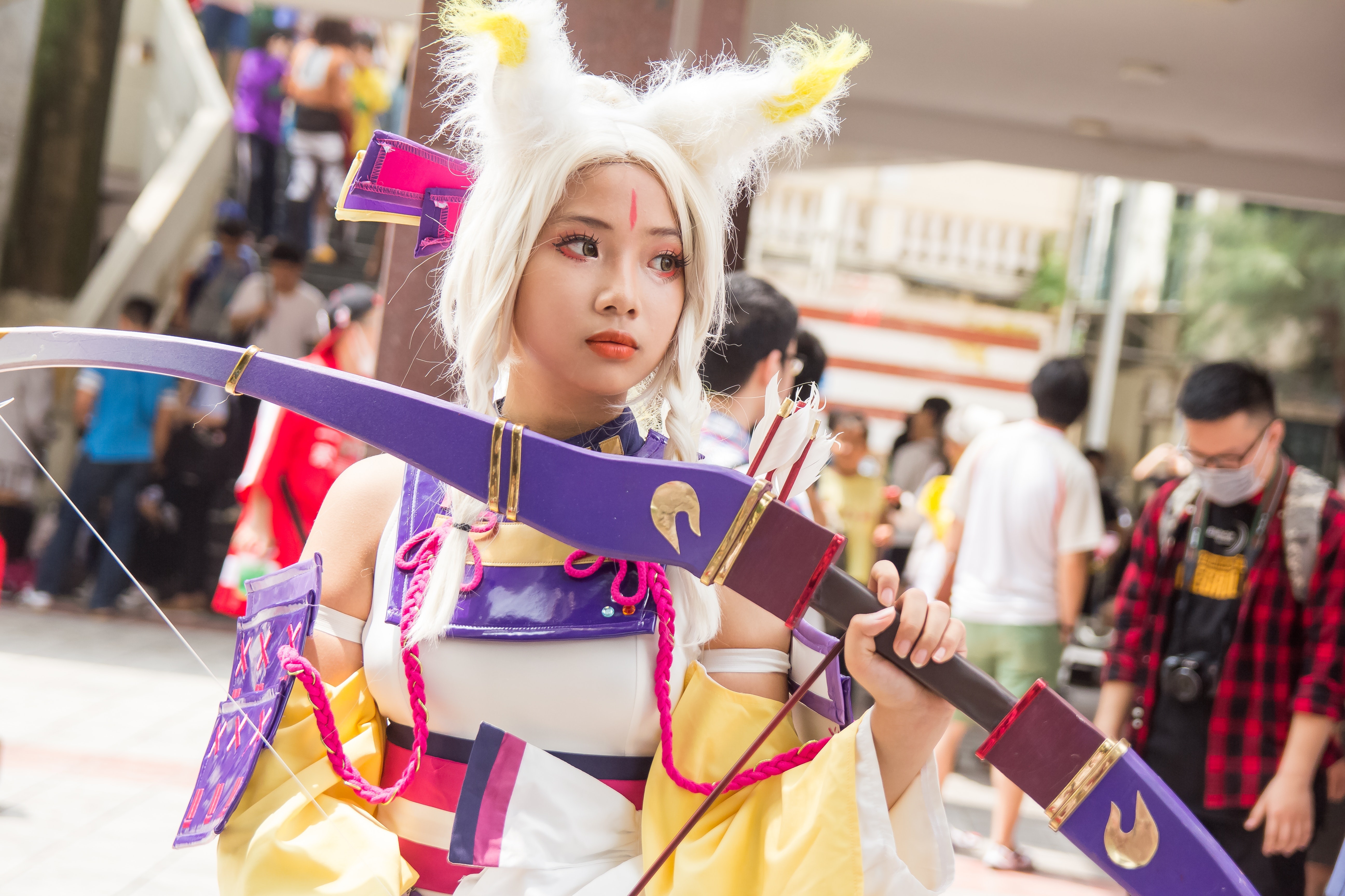 The gioi cosplay co gi sau nhung bo trang phuc long lay hinh anh