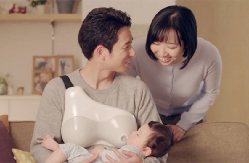 Video chong day vo cho con bu gay bao mang xa hoi hinh anh