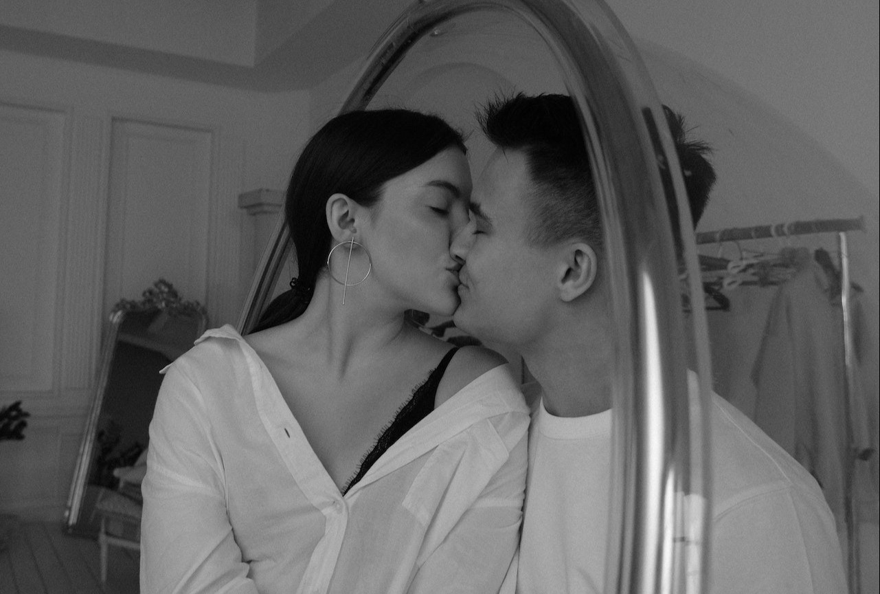 Vuot qua tieu cuc sau moi tinh lua doi hinh anh