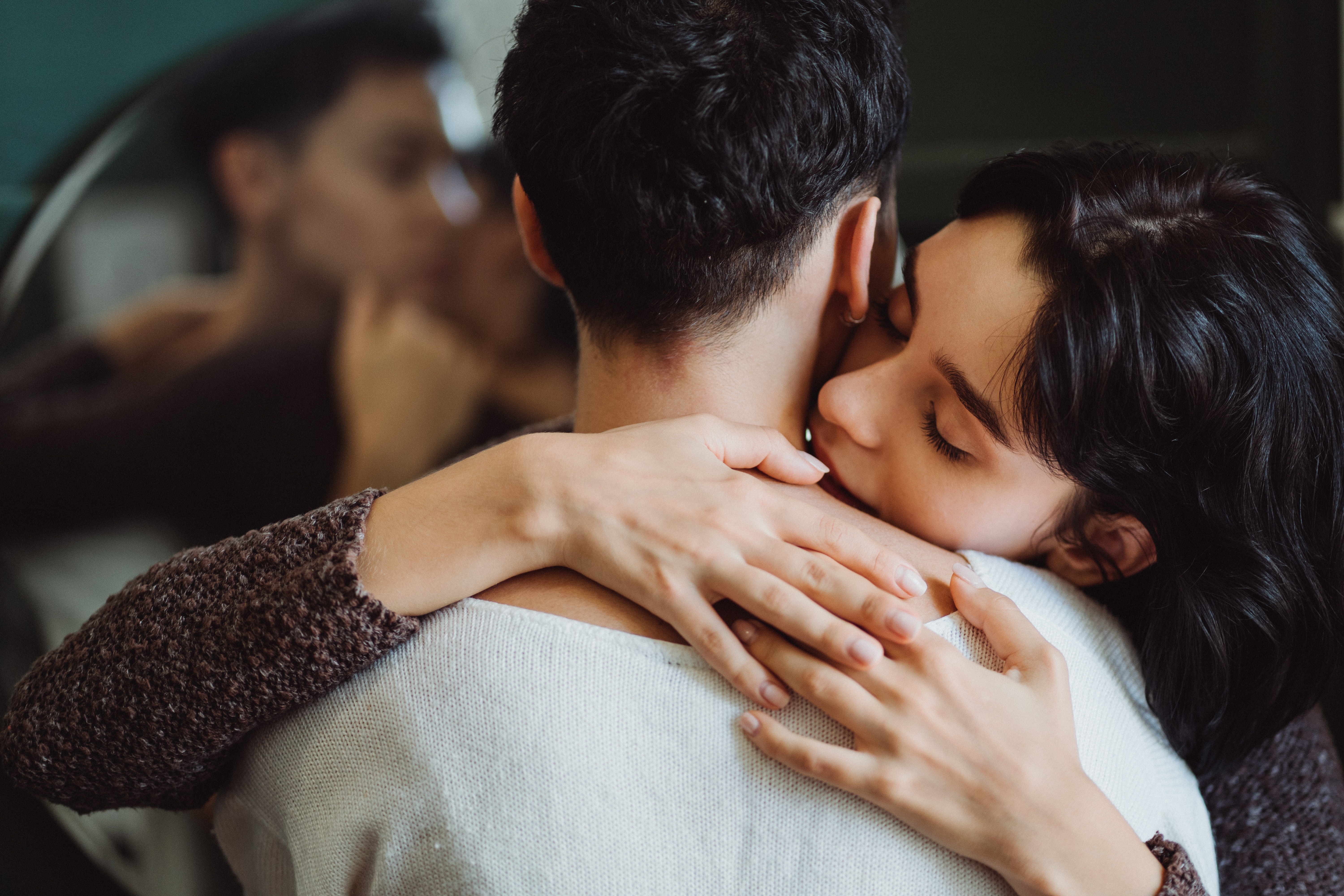 Dau hieu ngon ngu co the khi het yeu hinh anh