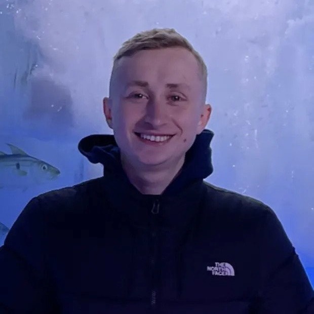 Song chung voi gia dinh anh 3