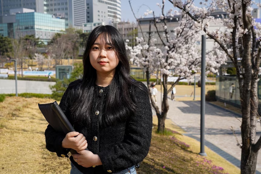 Kho khan cua phu nu anh 2