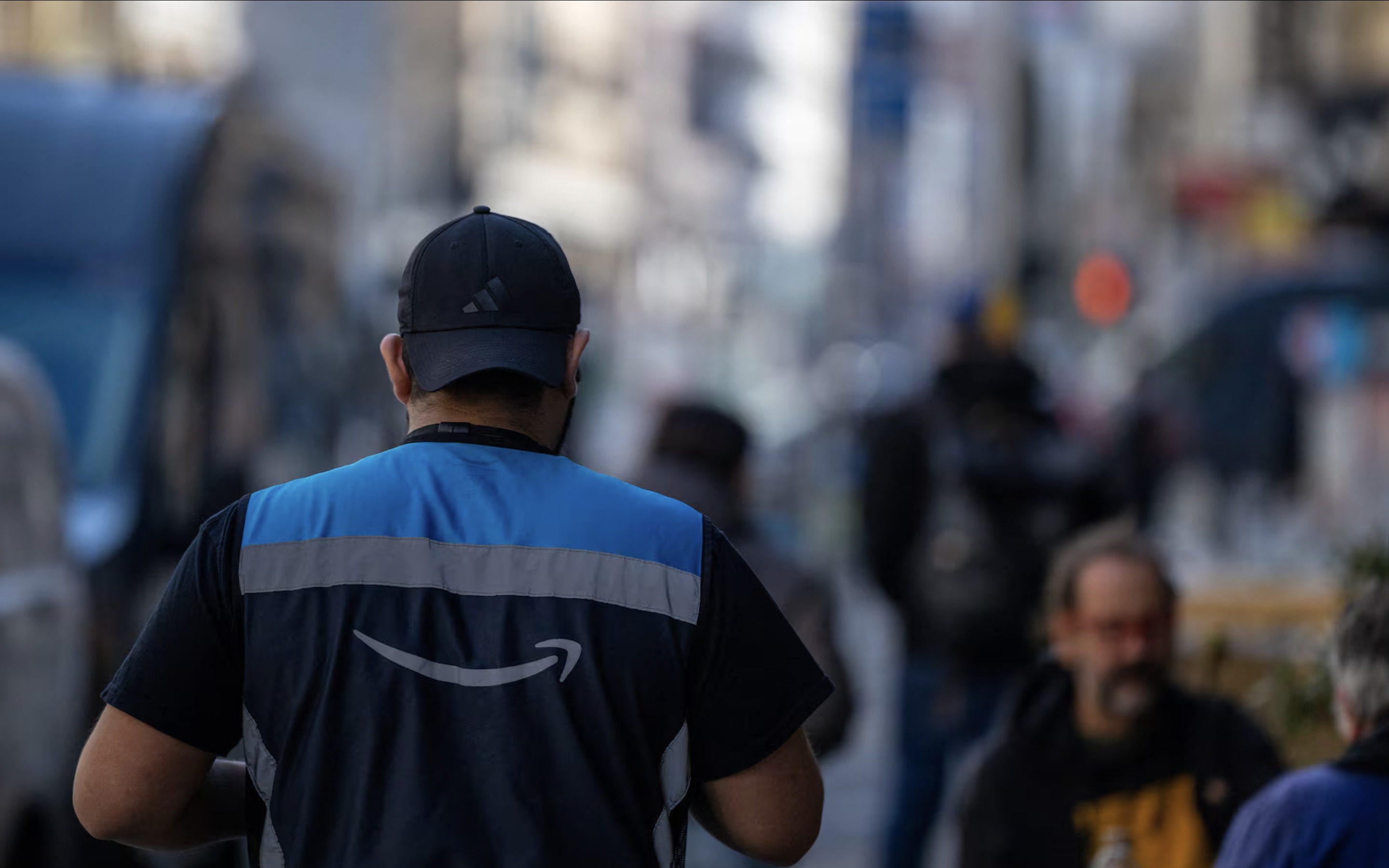 16.000 nhan vien Amazon sap mat viec hinh anh