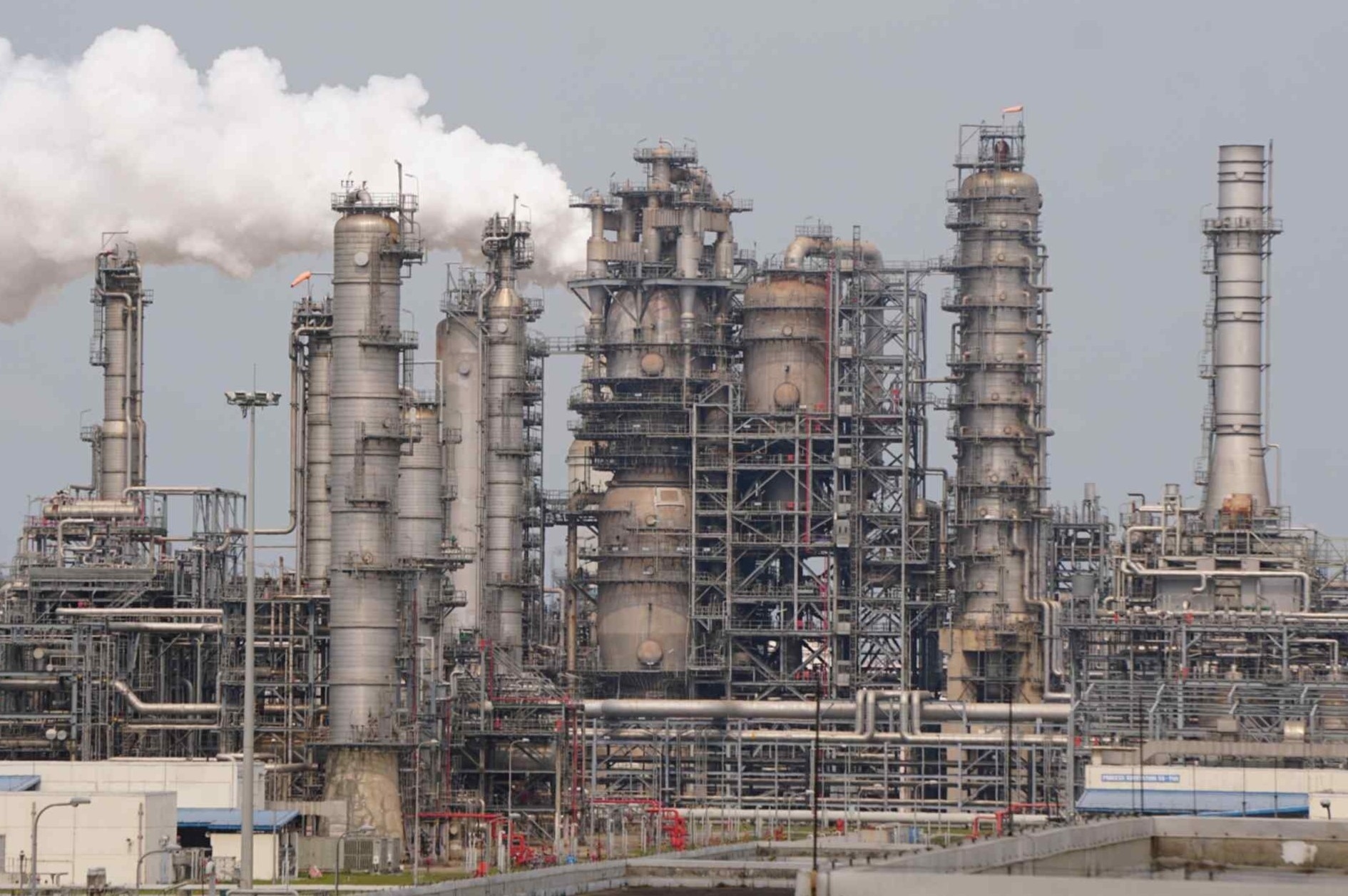 Viet Nam sap nhan 4 trieu thung dau tho tu 'ong lon' Nhat Ban hinh anh