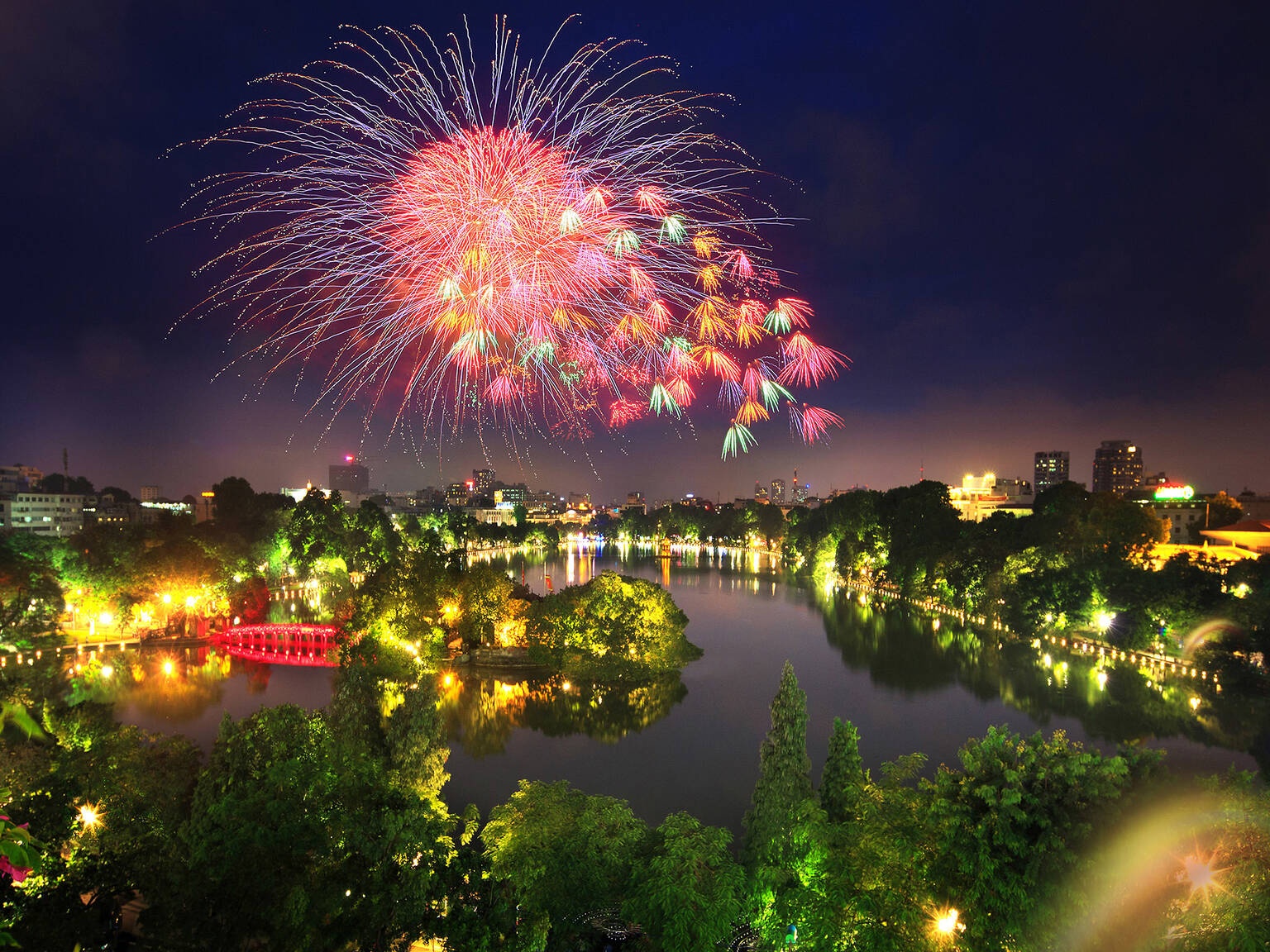 Tết 2023,  Tết Quý Mão,  châu Á,  Lễ hội Tết,  Pháo hoa,  Du lịch Tết ảnh 7 Tet 2023,  Tet Quy Mao,  chau A,  Le hoi Tet,  Phao hoa,  Du lich Tet anh 7