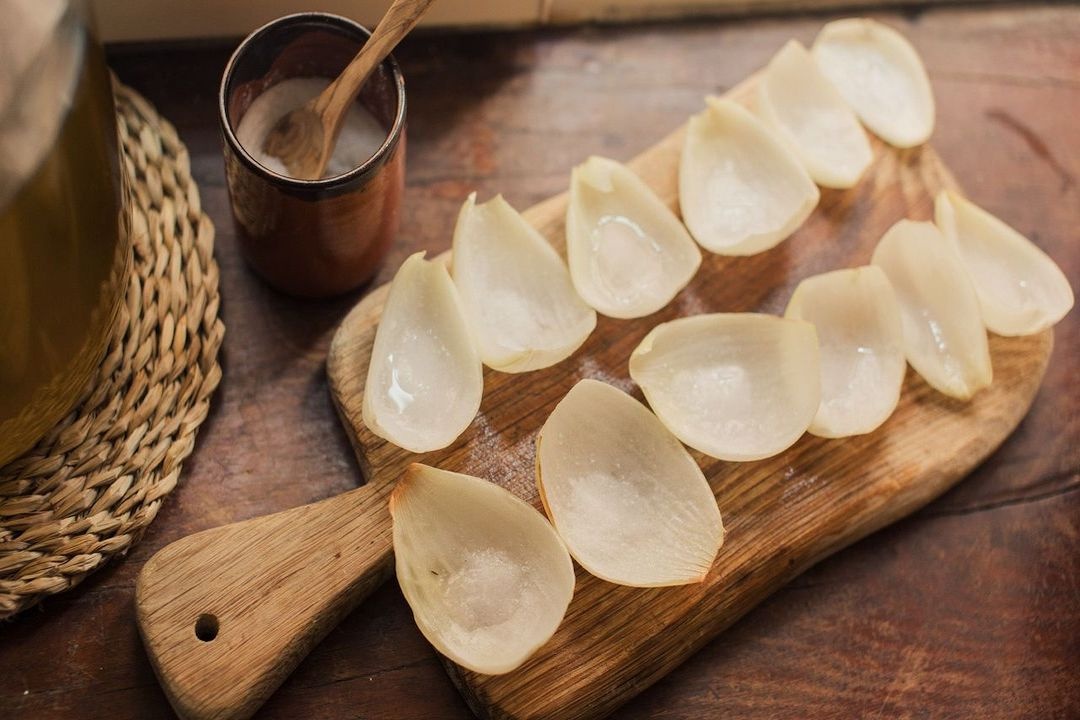 Hanh tay du doan thoi tiet hinh anh