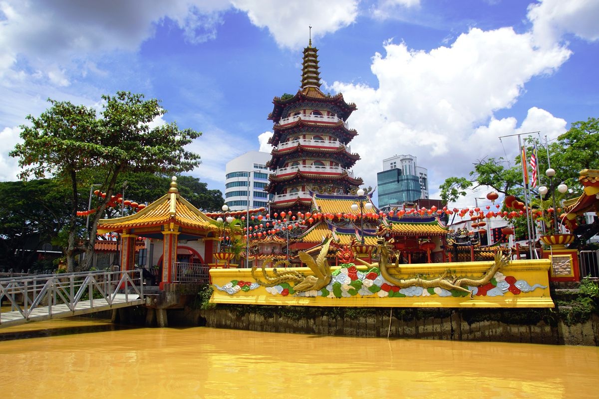 Du lịch trong nước,  Du lịch Ninh Bình,  Chi phí thấp,  Du khách ảnh 9 Du lich trong nuoc,  Du lich Ninh Binh,  Chi phi thap,  Du khach anh 9