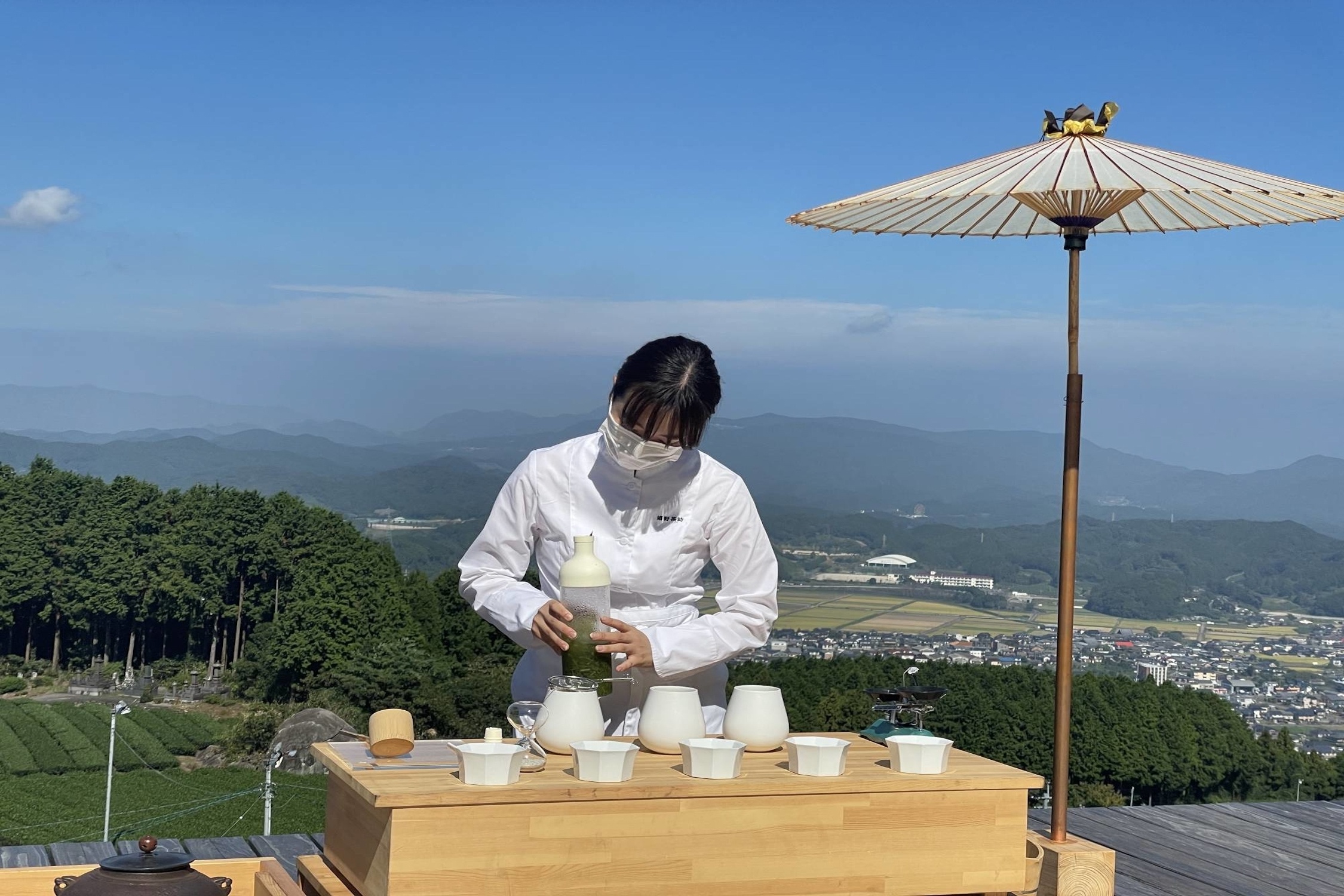 Thanh dia tra xanh o Nhat Ban hinh anh