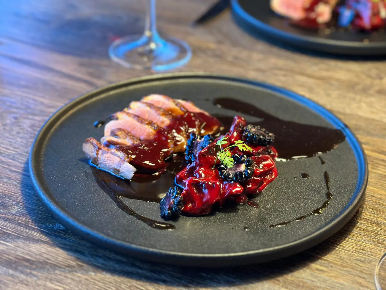 Du lich chau Au,  thi tran Longyearbyen,  gau Bac Cuc anh 8