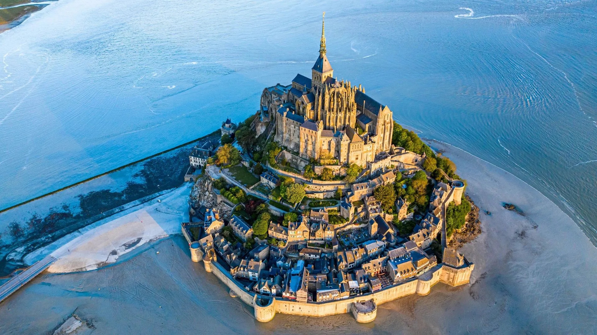 Du lich Phap,  tu vien Phap,   Mont Saint-Michel anh 5