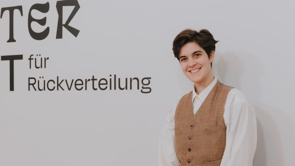 Ty phu cho di 27 trieu USD sau khi nhan thua ke hinh anh