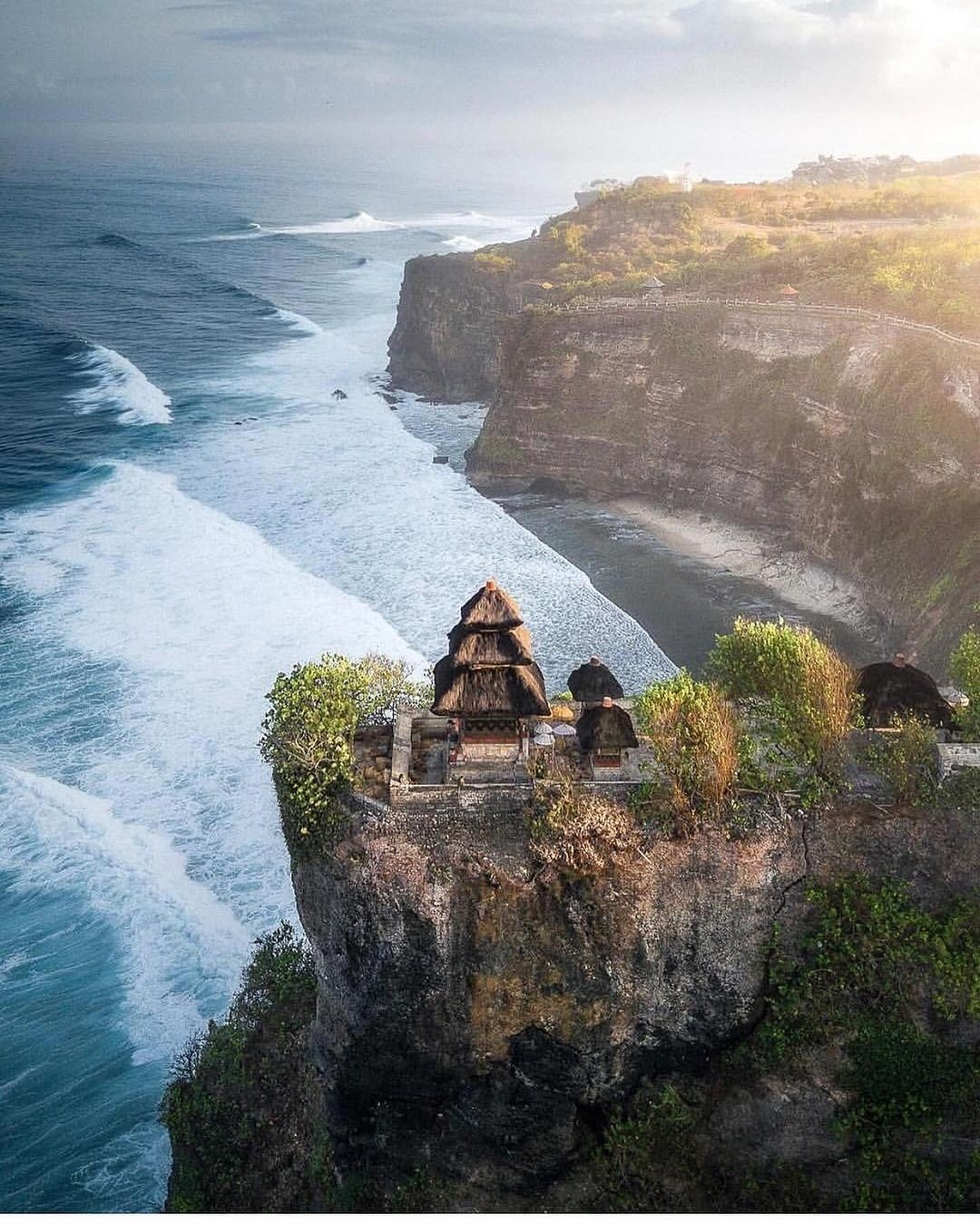 Thi thuc du lich anh 9