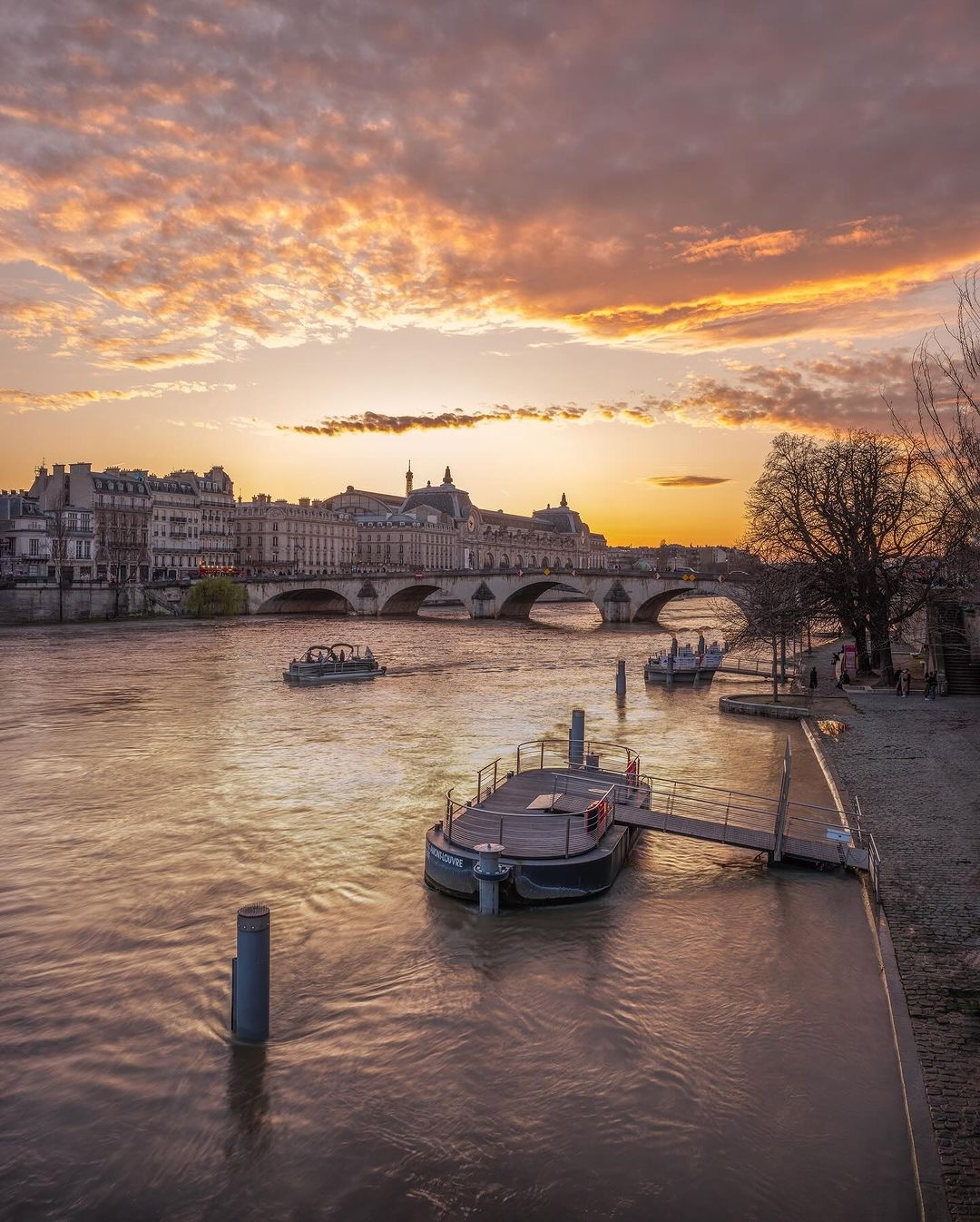 Khách sạn Paris ảnh 4 Khach san Paris anh 4