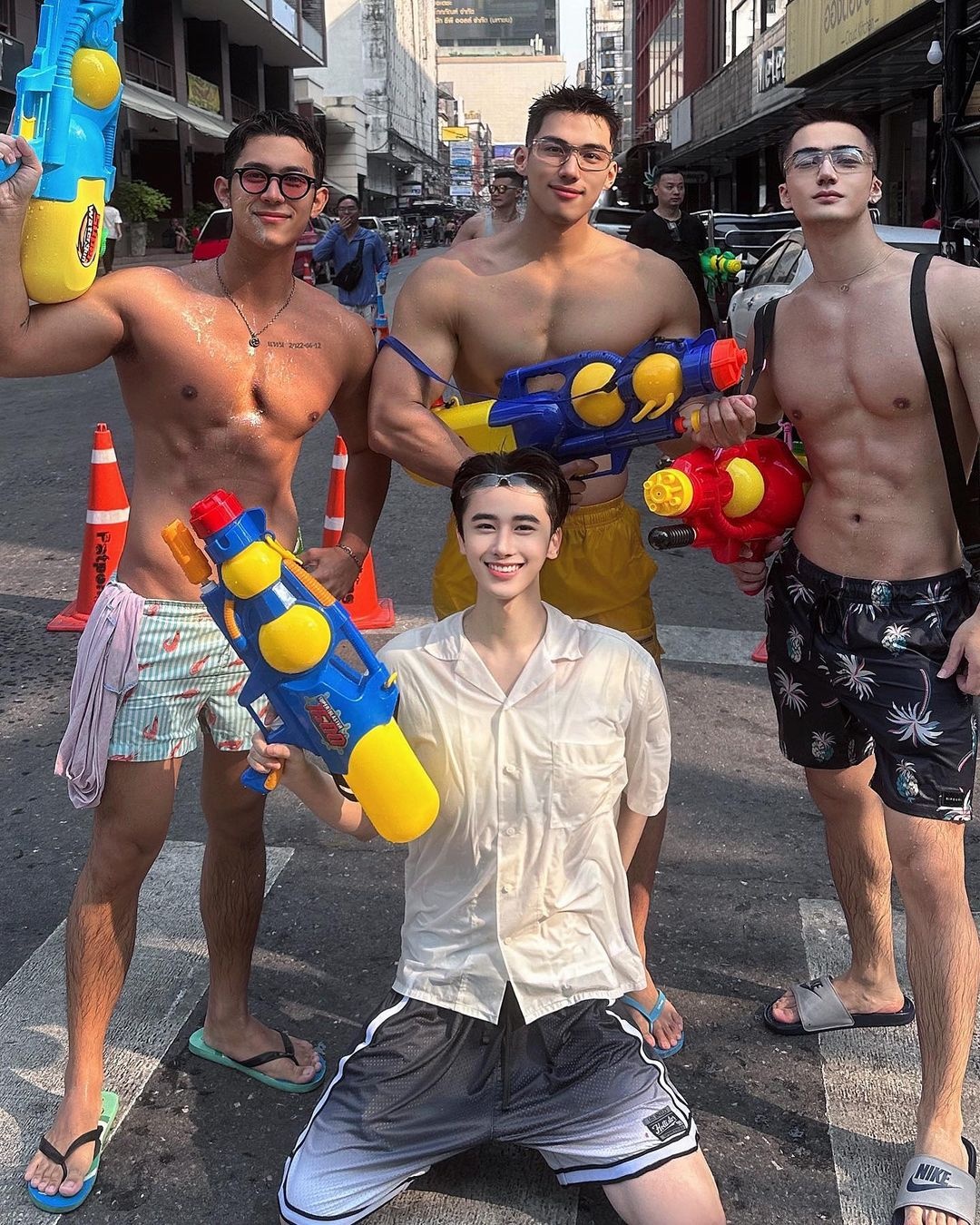 Le hoi te nuoc anh 4