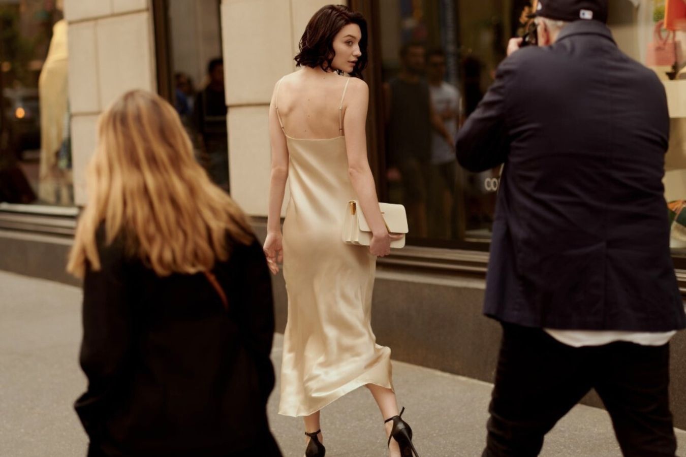 Ben trong noi gap go cua gioi tinh hoa nuoc My hinh anh