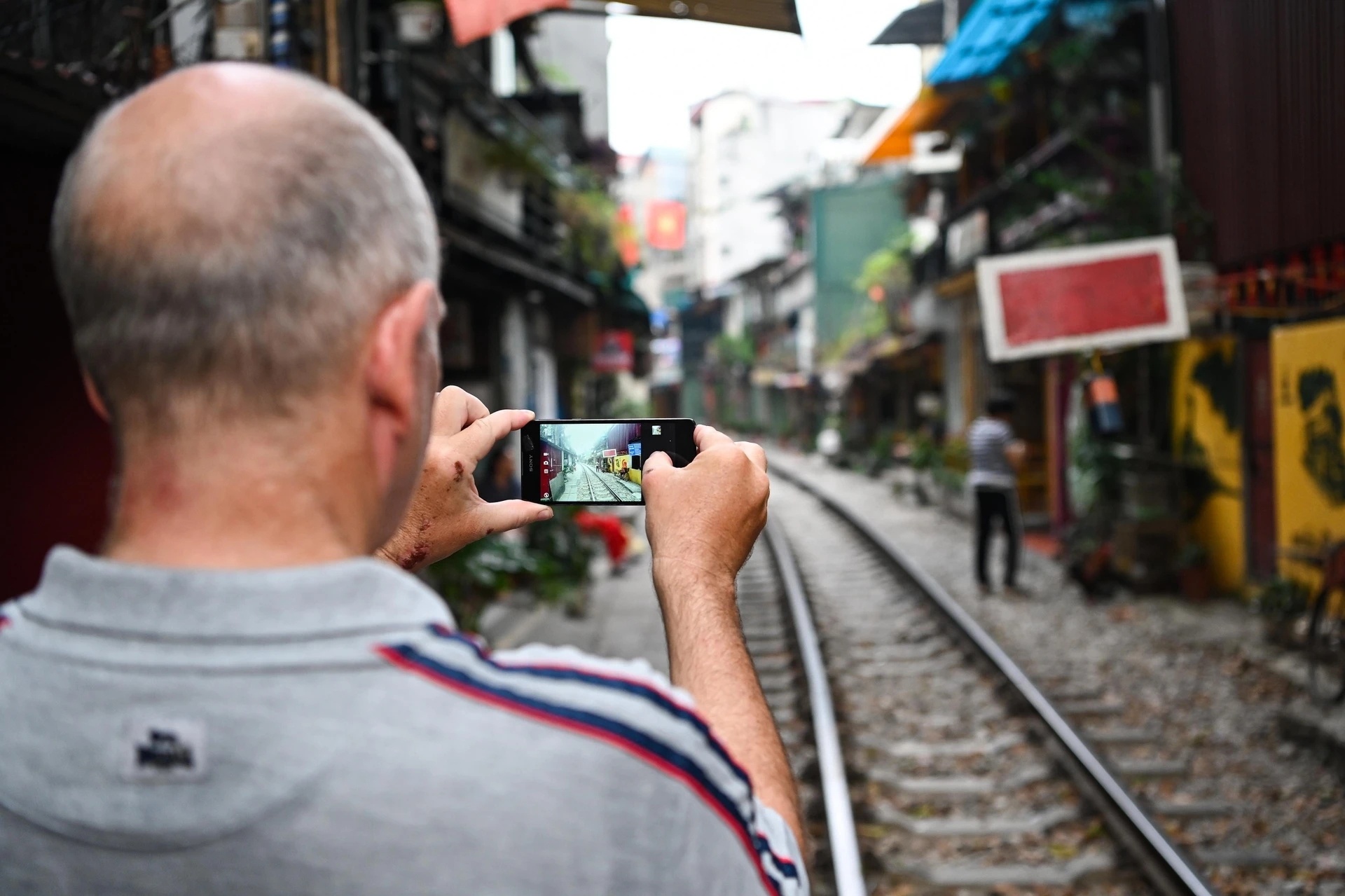 Pho duong tau Ha Noi va loat diem den tu choi nhieu du khach hinh anh