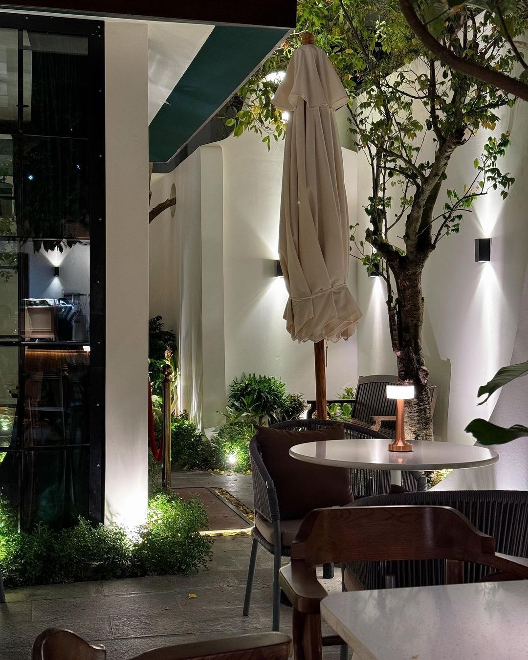 Quán bar mới mở ảnh 9 Quan bar moi mo anh 9