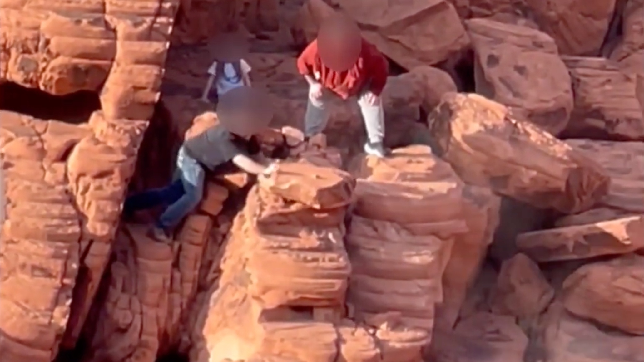 Tro pha hoai lam do nat khoi da 140 trieu nam tuoi tai My hinh anh