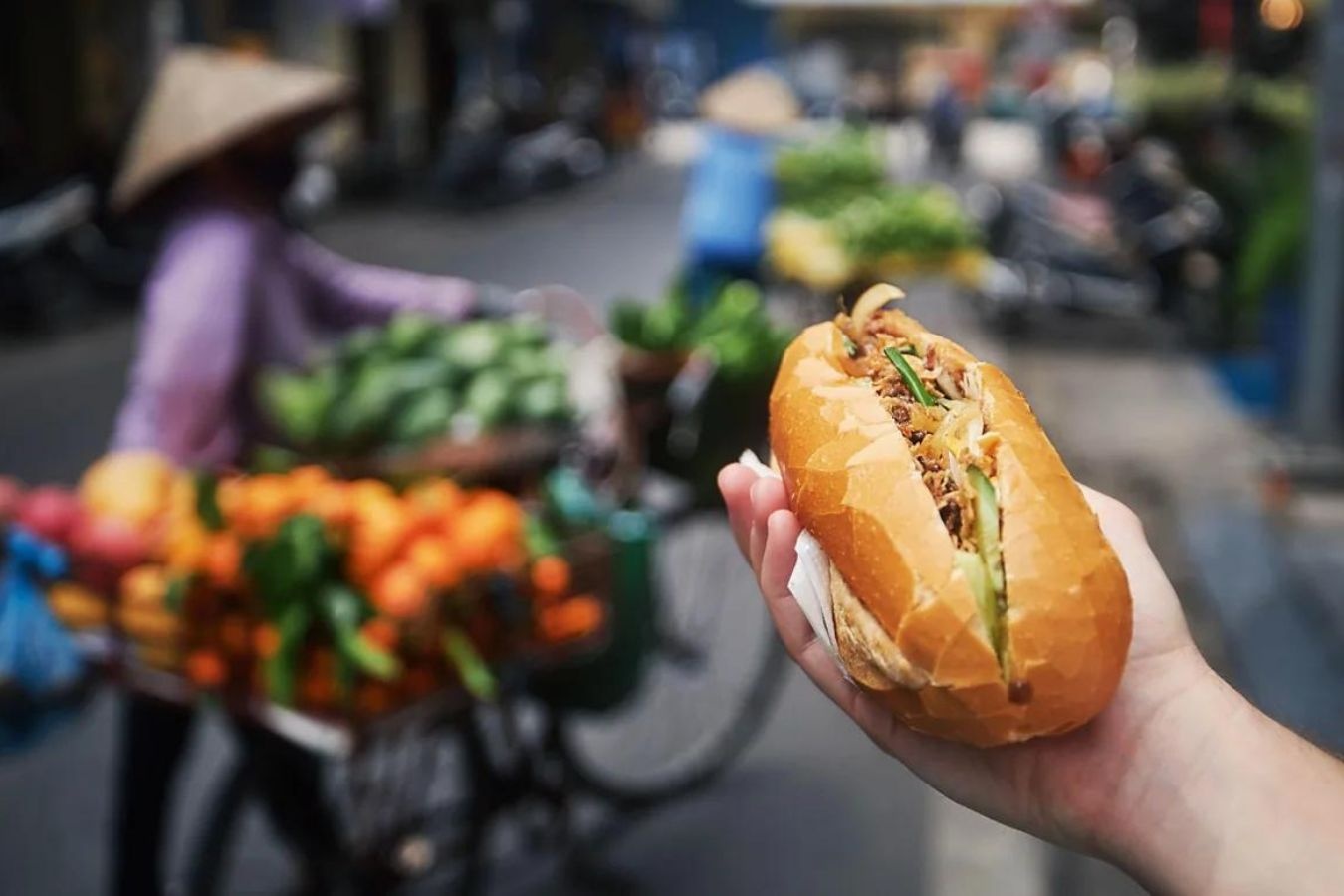 Dau bep My goc Viet ke ten 5 tiem banh mi ngon 'nhuc nach' o TP.HCM hinh anh