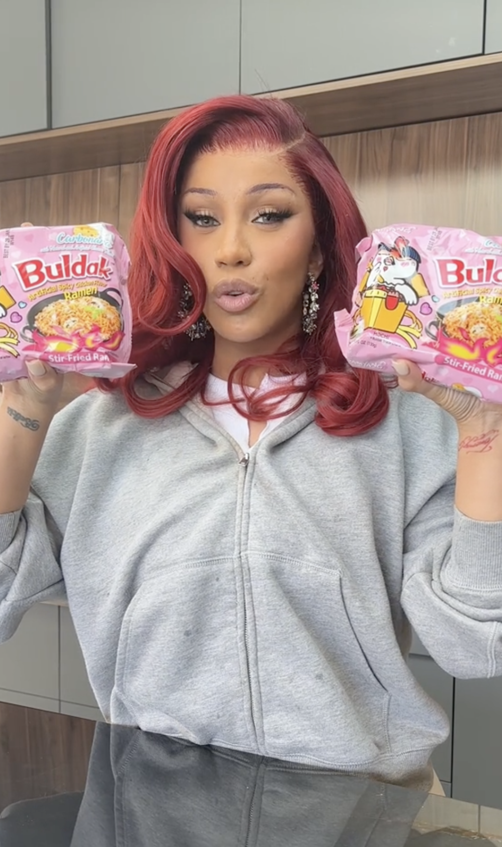 Mi ramen Buldak Carbonara anh 2