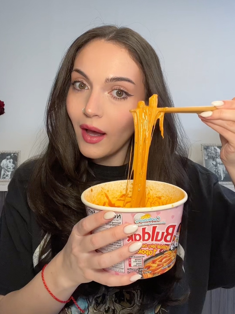 Mi ramen Buldak Carbonara anh 3