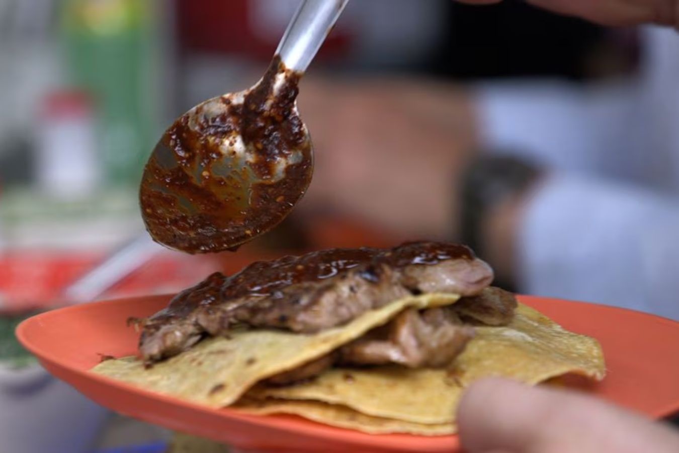 Quay banh rong 3 m2 tai Mexico gianh sao Michelin hinh anh