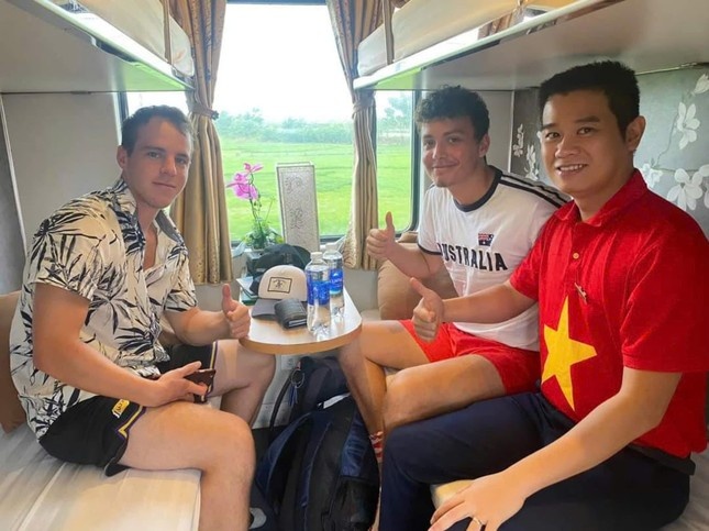 Du lich duong sat anh 5