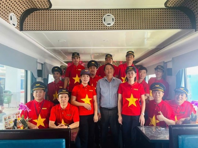 Du lich duong sat anh 4