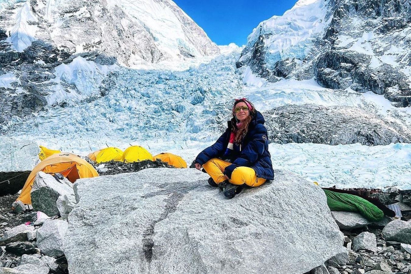 Tham hoa khong the keo con nguoi khoi Everest hinh anh