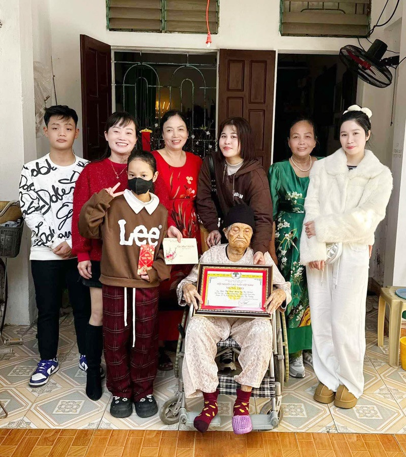 Cu ba Thanh Hoa anh 3