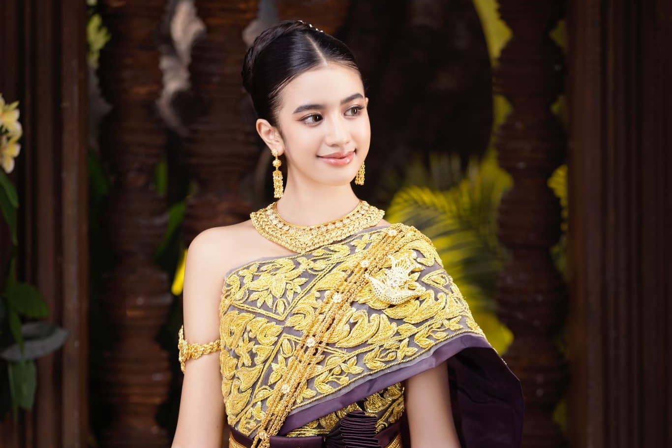 Tieu cong chua Campuchia ngay cang thang hang nhan sac hinh anh