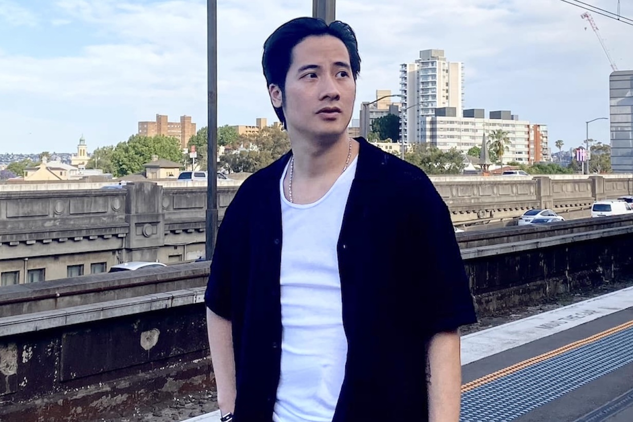 Dan vlogger doi dau dinh dam mot thoi gio ra sao? hinh anh