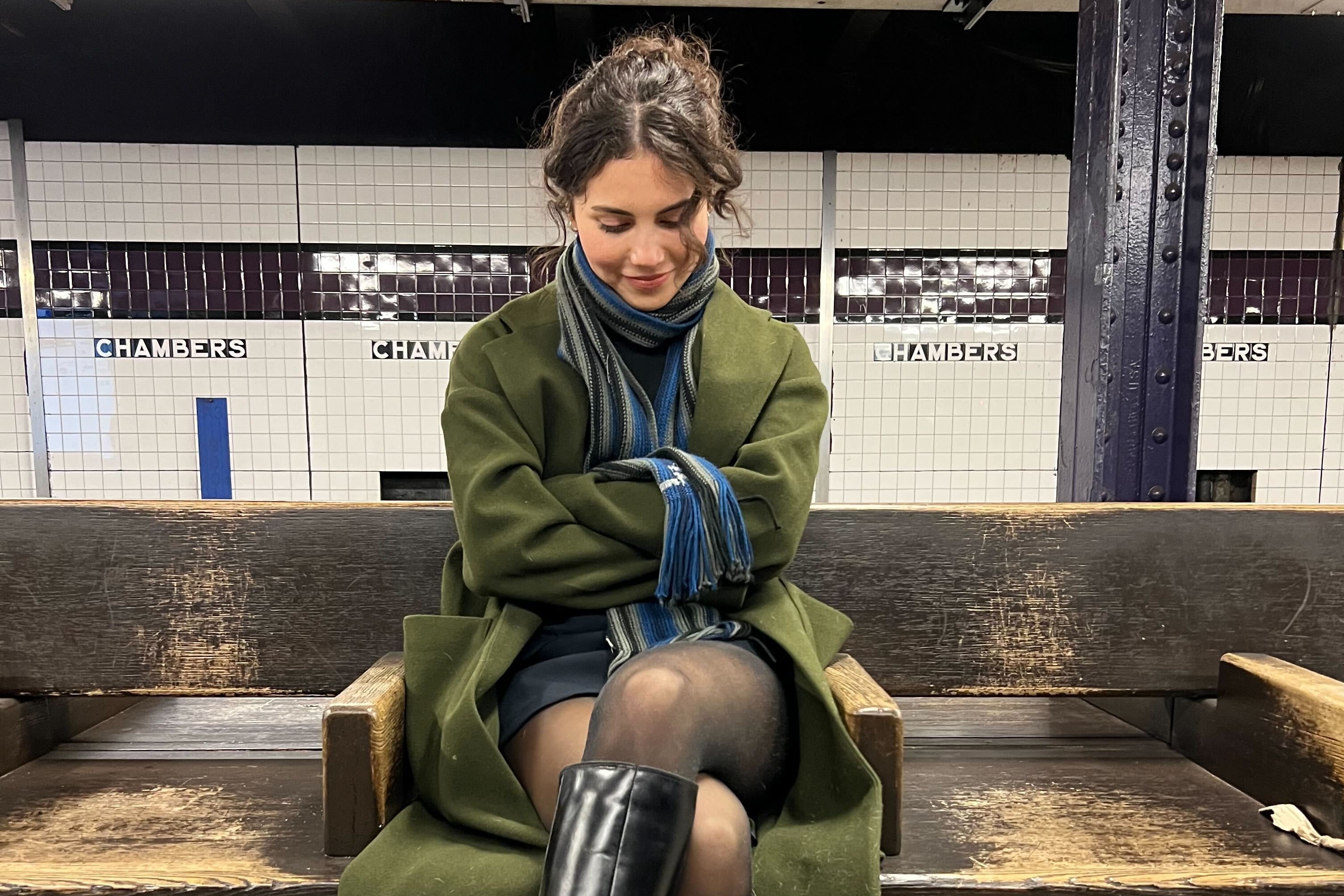 Di lam bang may bay moi ngay vi re hon thue nha hinh anh