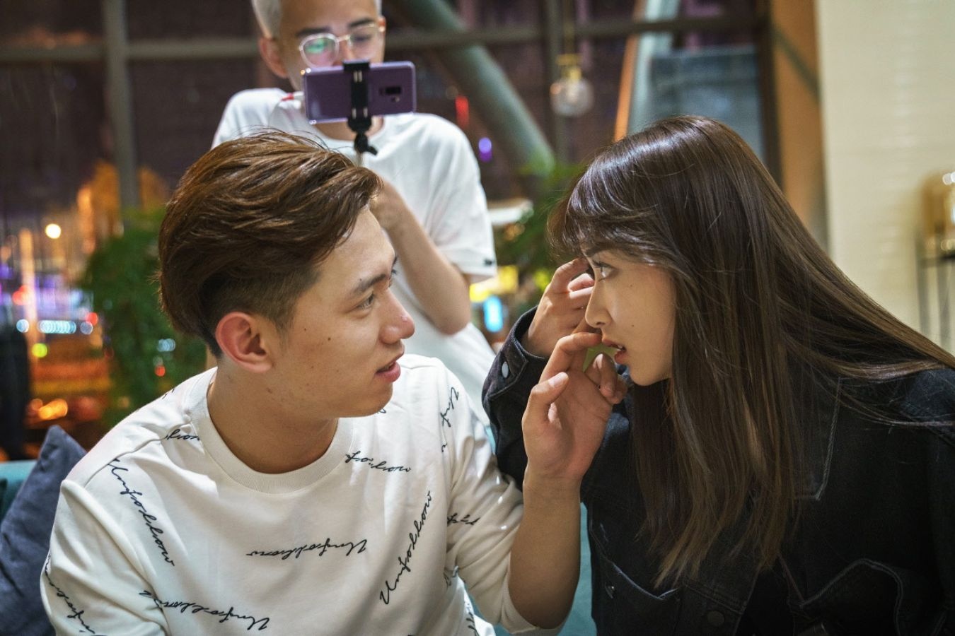 Livestream 'ban' tinh yeu o Trung Quoc hinh anh