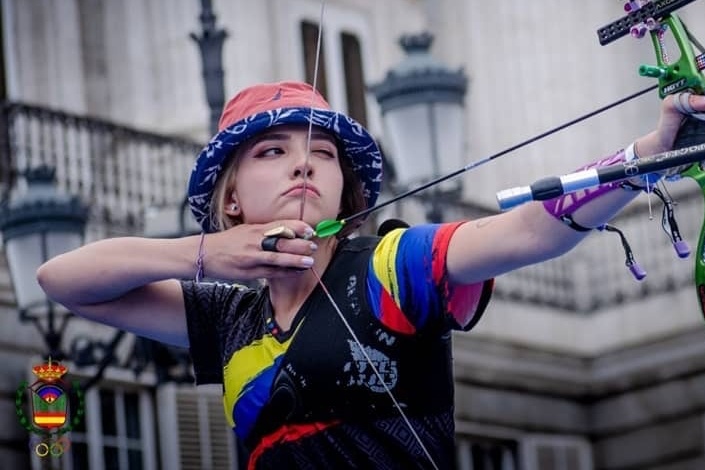 Nu cung thu Colombia tung gay sot tai Olympic 2020 gio ra sao? hinh anh