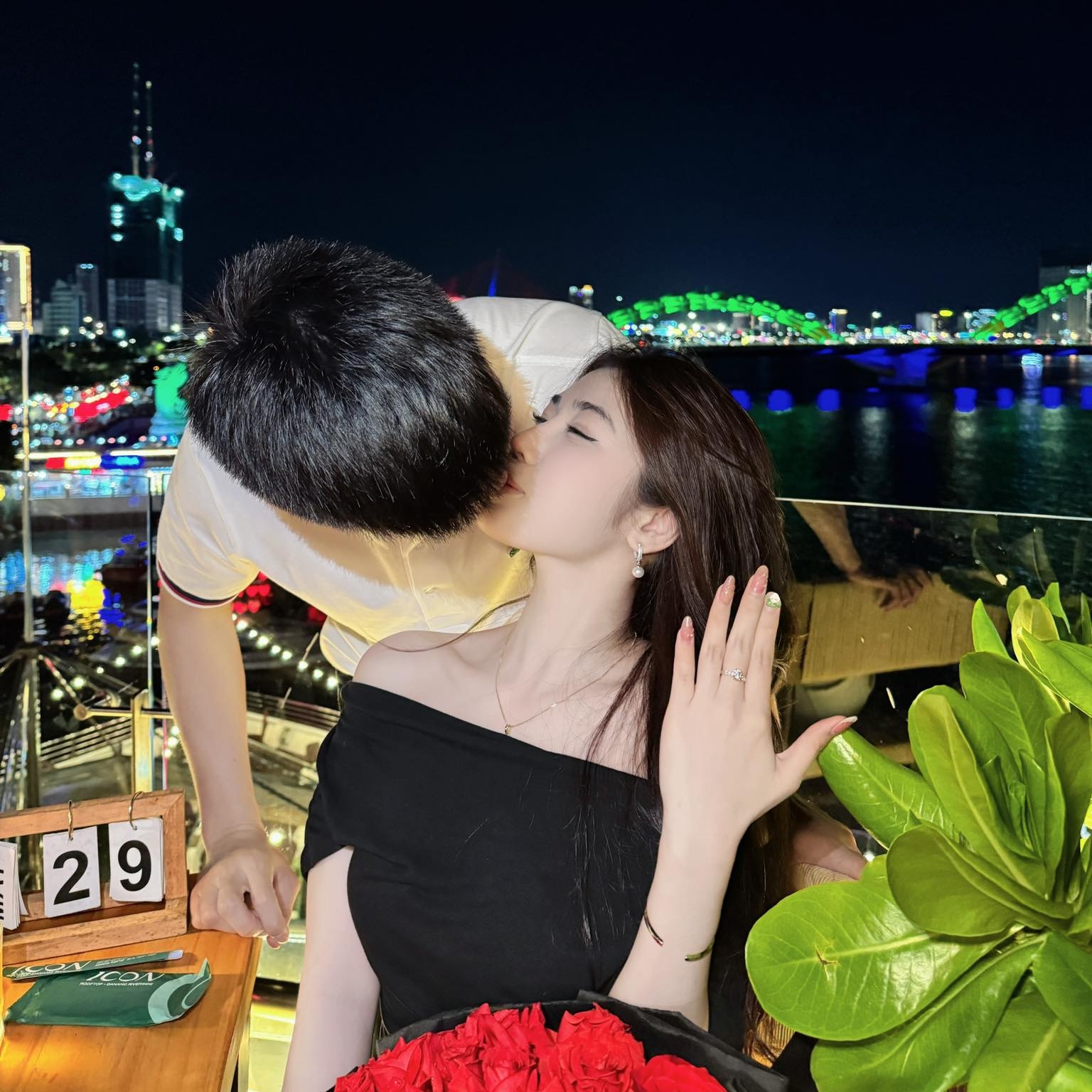Dang Van Lam cau hon anh 1