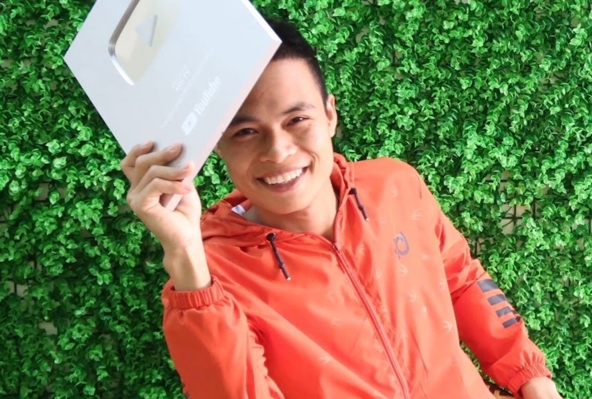 TikToker 'Gia dinh Hai Sen' vua bi bat la ai? hinh anh