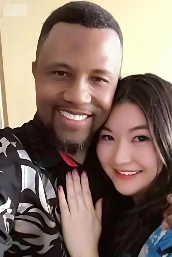 tieu thu cuoi da mau anh 2