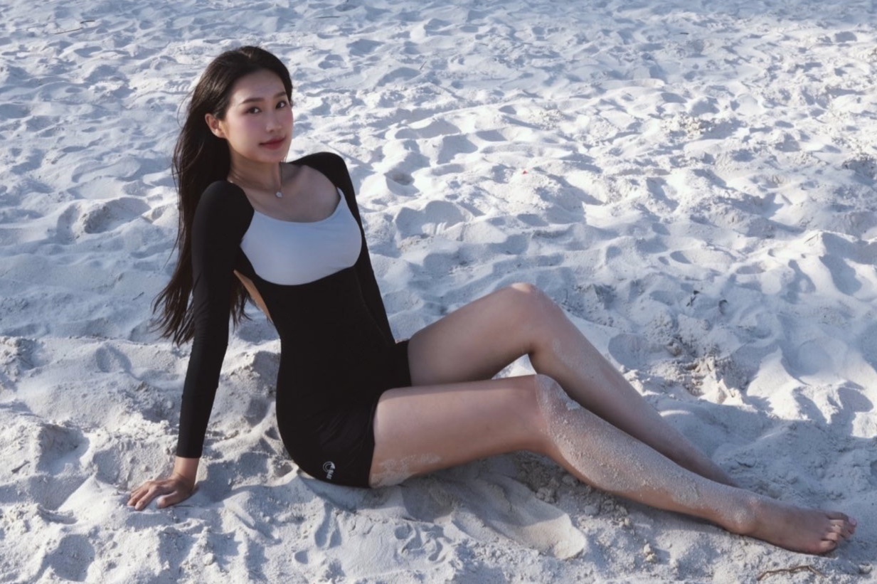 Vo Van Hau khoe voc dang dong ho cat hinh anh